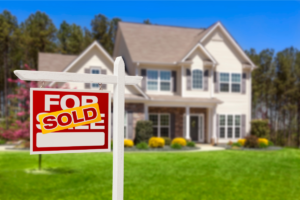 Selling a House Made Simple: Essential Steps to Achieve a Successful Sale